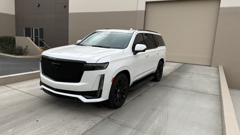 Escalade (New Body) photo 2