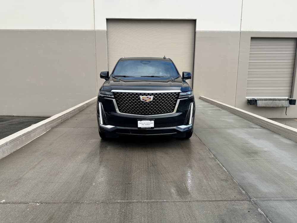 Escalade ESV (New Body) photo 3